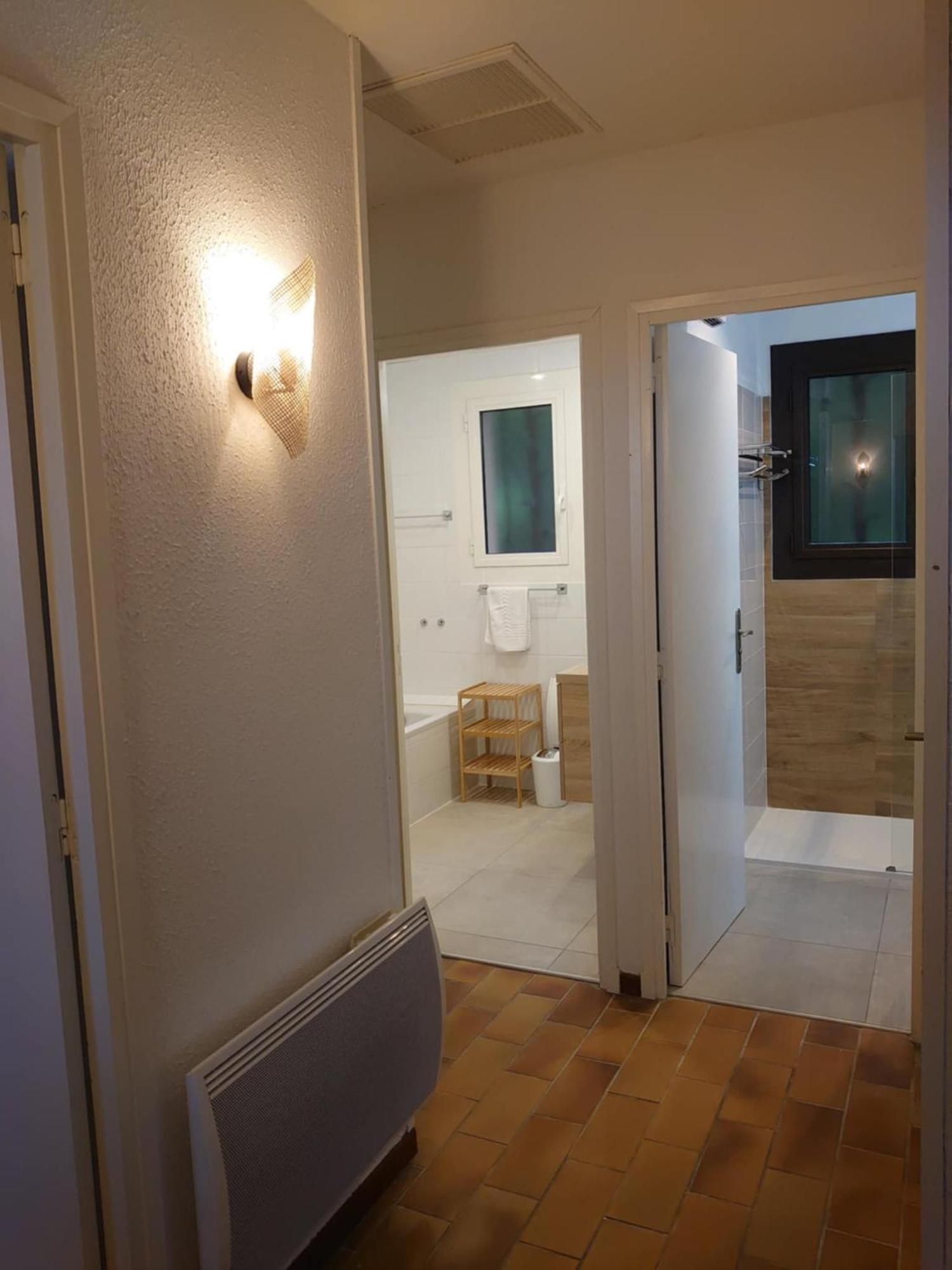 6Amb38 Villa Avec Terrasse Dans Residence Avec Piscine Commune Collioure Luaran gambar